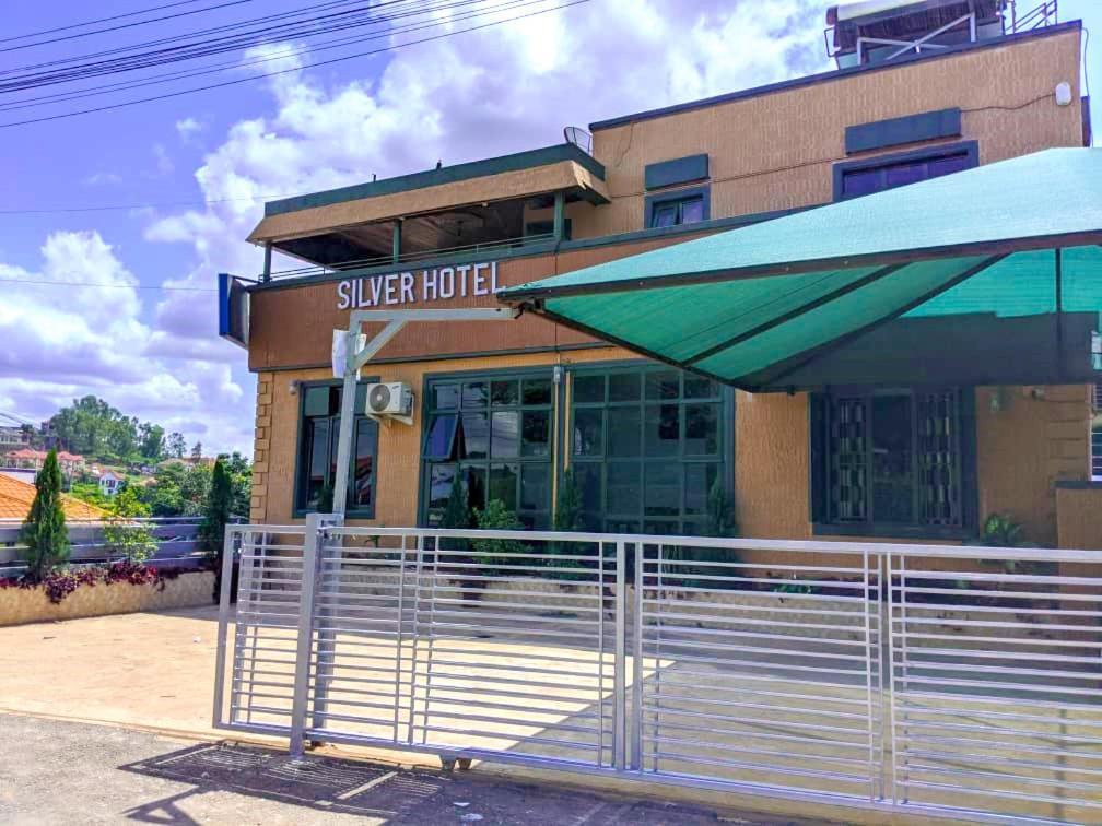 Silver Resident Hotel Near Convention Center Kigali Ngoại thất bức ảnh